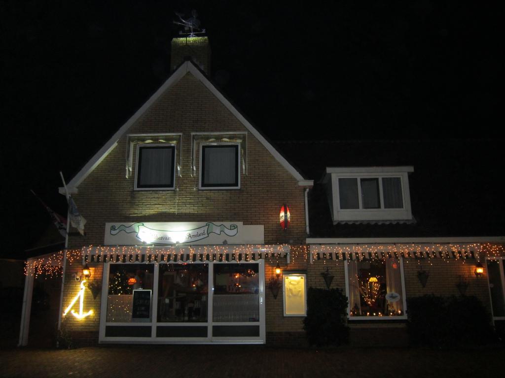 Hotel De Walvisvaarder Van Ameland Hollum  Exterior foto